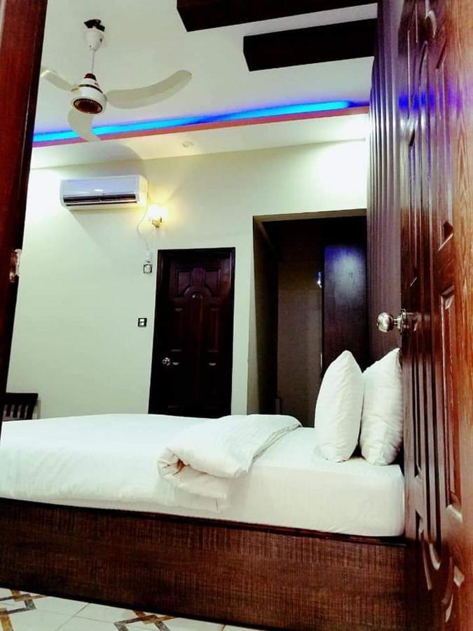 Diplomat Inn Karachi Exterior foto